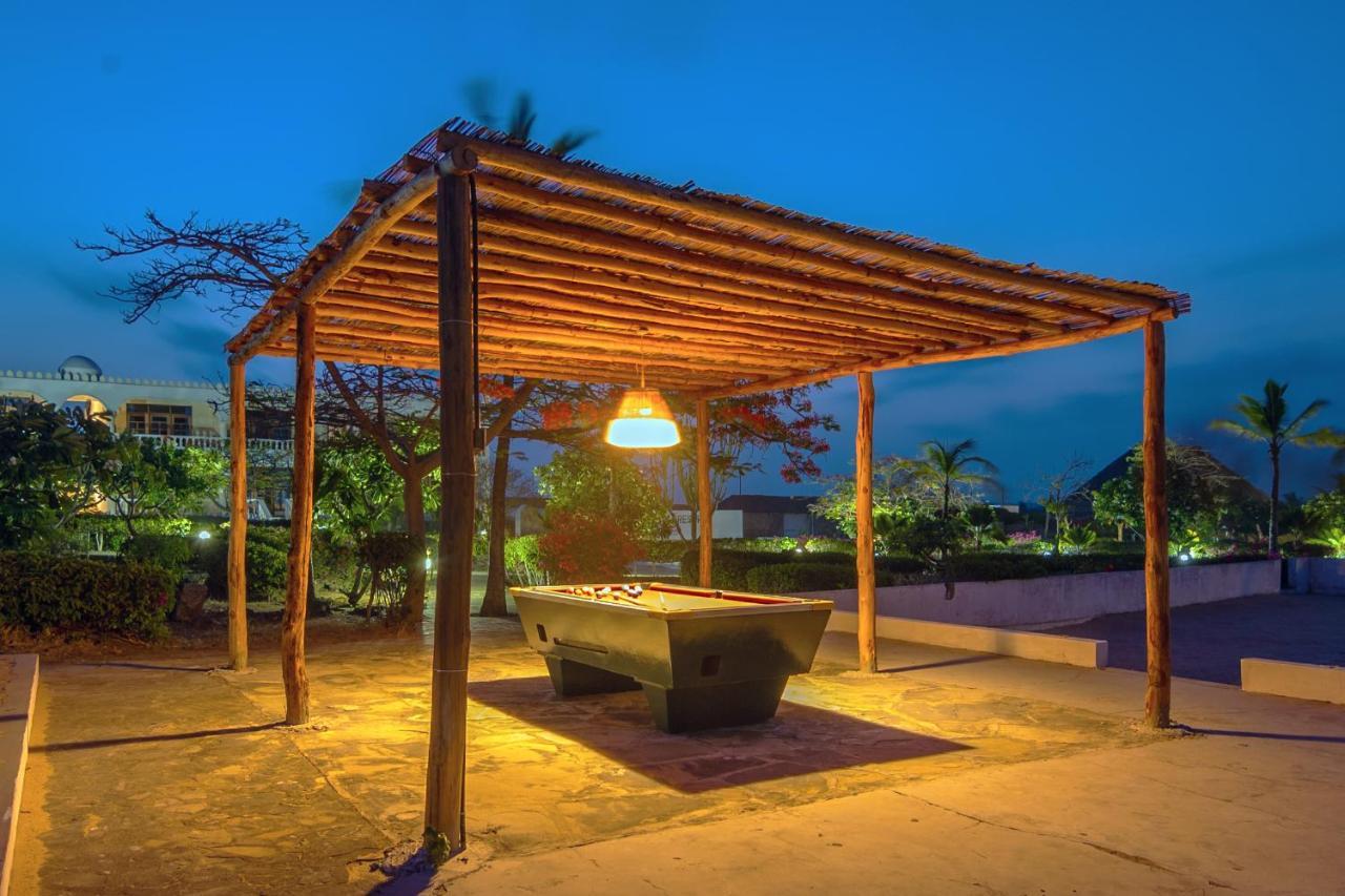 Jumbo Club Watamu Hotel Ngoại thất bức ảnh